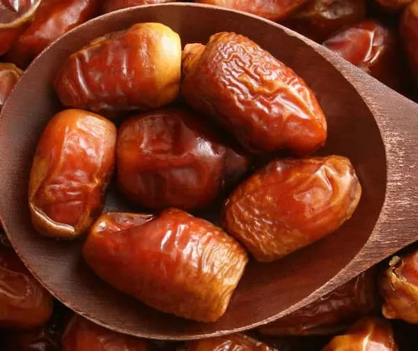 بهترین خرما زاهدی جنوب کدام است؟ + مقایسه کامل | قیمت عالی